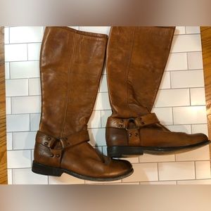 Frye Philip Harness brown leather boot size 8.  Gently Worn